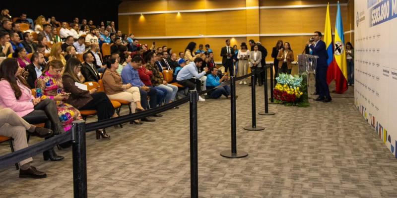 Gobernador Jorge Rey destina más de $383.000 millones para la infraestructura vial y vertical de 102 municipios de Cundinamarca

