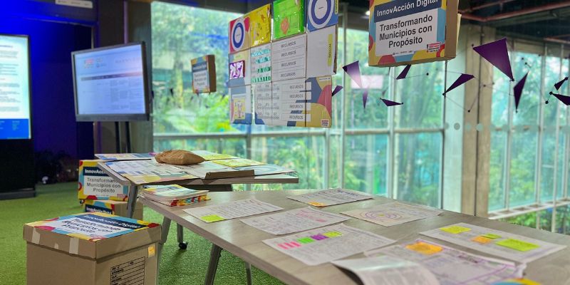 Más de 2.100 cundinamarqueses formados en innovación digital gracias a alianza con la OEI
