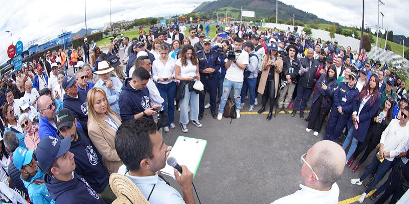 El Fondo de Caminos Vecinales intervendrá 5.000 kilómetros de vías con vocación productiva y turística de Cundinamarca