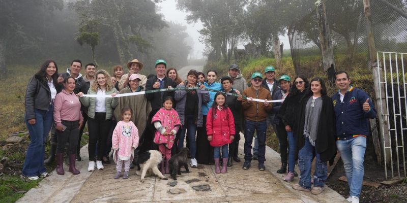 Cundinamarca abre convocatoria para que líderes comunales terminen primaria y bachillerato

