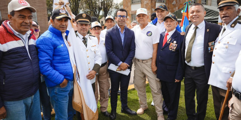 Cundinamarca rinde homenaje a sus veteranos y posesiona el nuevo Consejo Departamental 2025–2027