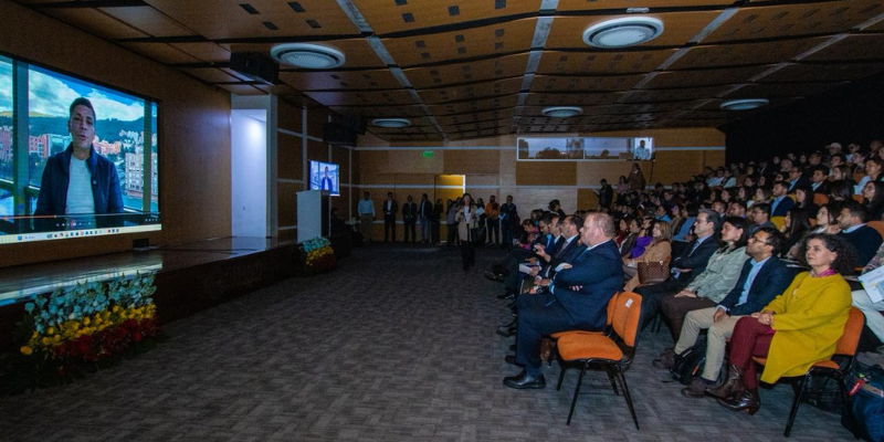 308 cundinamarqueses avanzan en sus estudios de maestría gracias a la estrategia “Alianza por el Futuro – Maestrías en el Cuatrienio”