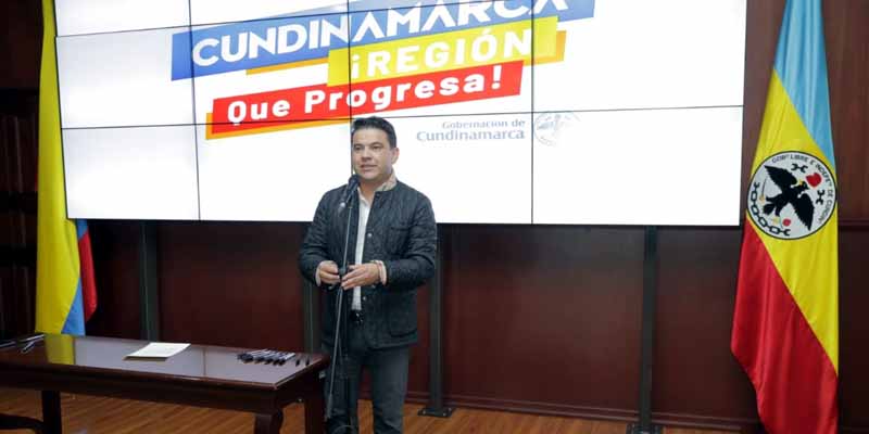 Nueve extranjeros se nacionalizaron colombianos en la Gobernación de Cundinamarca





