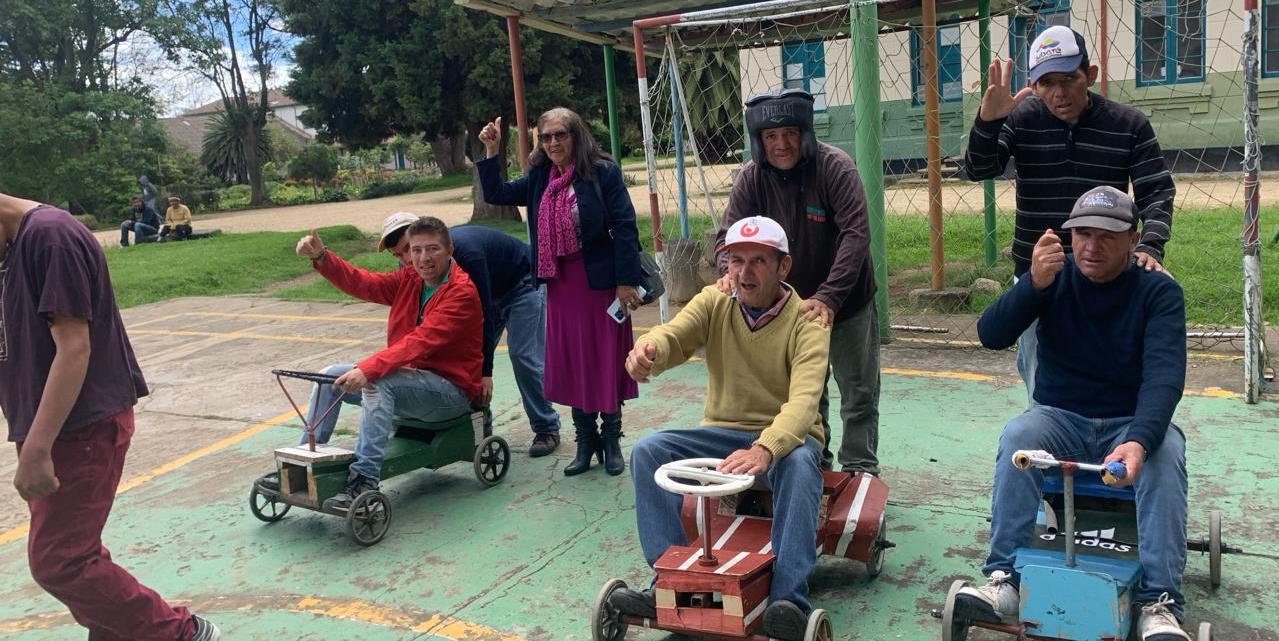 El ‘Carrusel de la alegría’ llegó al Centro Masculino Especial La Colonia de la Beneficencia de Cundinamarca