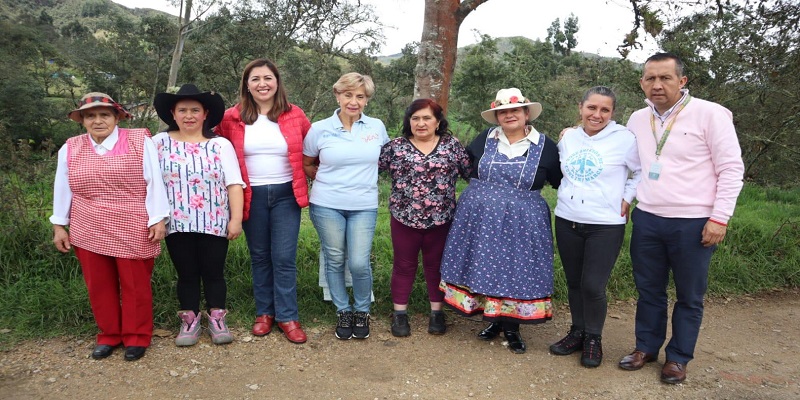 Mujeres del campo son protagonistas del desarrollo rural en Cundinamarca