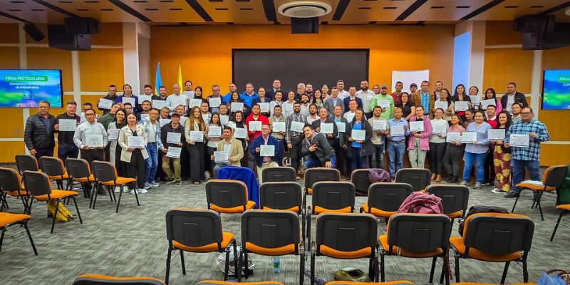 84 productores cundinamarqueses se certifican en Buenas Prácticas Agropecuarias para promover un campo más competitivo y sostenible
