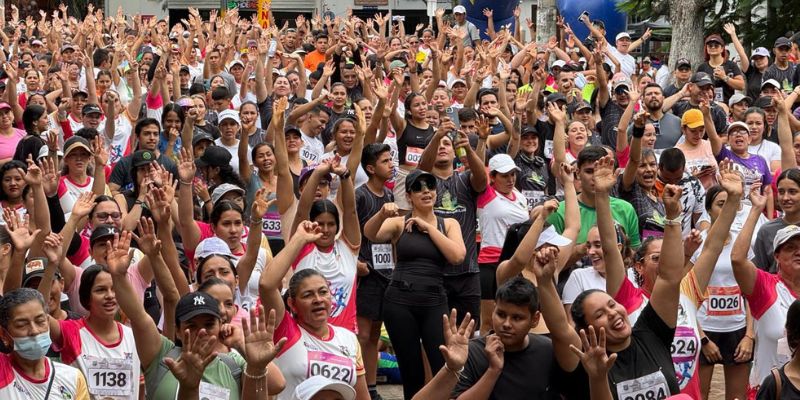Más de 5.000 mujeres participaron en las carreras de la mujer en Cundinamarca