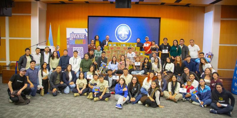 Jóvenes de 116 municipios pintarán 15 murales con mensajes sociales y ambientales en Cundinamarca


