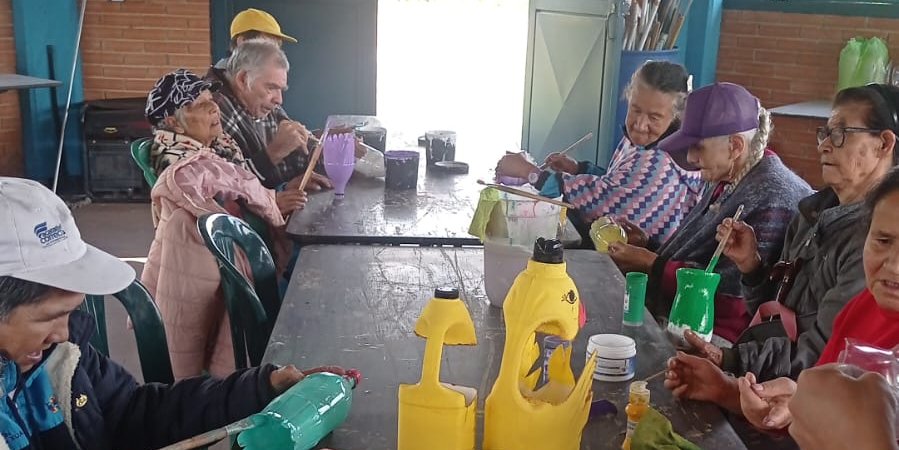 Beneficiarios del Centro de Bienestar del Anciano San José disfrutaron de una jornada de Arterapia

