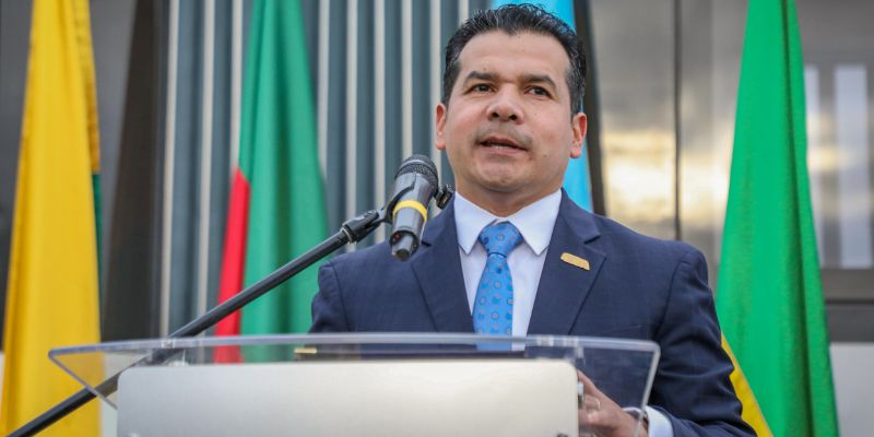 “Bienvenidos a la nueva era del transporte público en Colombia”, dice el gobernador Jorge Rey en los 212 años de Cundinamarca


