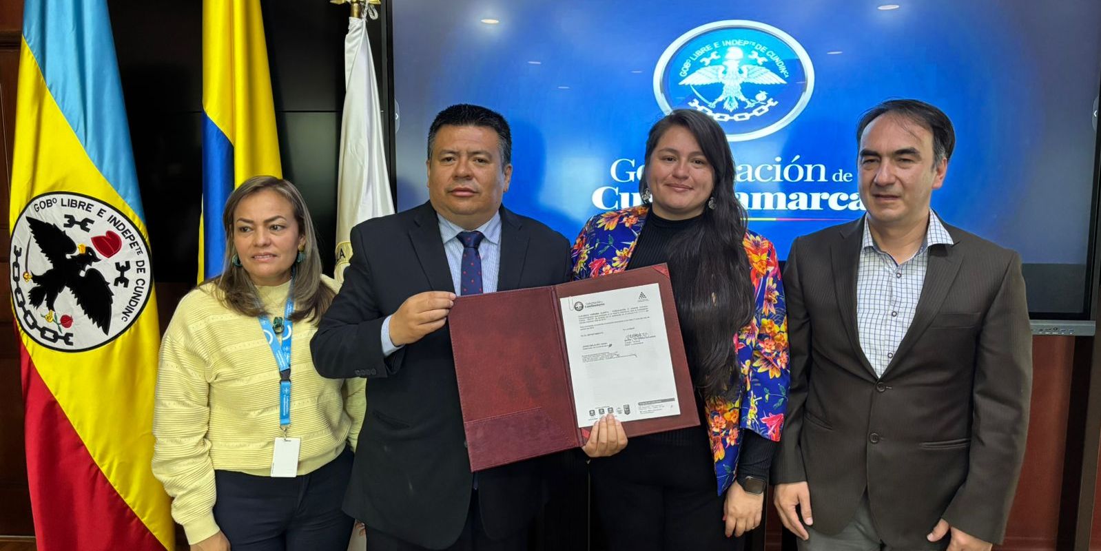Cundinamarca firma convenio para transformar la gestión pública en los 116 municipios del departamento

