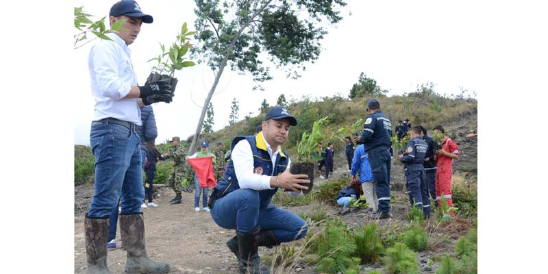 Cundinamarca comprometido con conservación del medio ambiente

















































