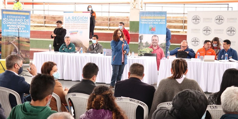 Asamblea Departamental avanza en debates y socialización de Región Metropolitana



