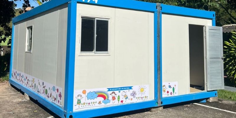 Solución provisional con aulas móviles y unidades sanitarias asegura la continuidad escolar en Medina y Paratebueno