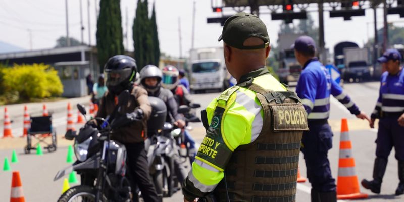  Más de 1.8 millones de viajeros se movilizarán por Cundinamarca durante el puente festivo de Corpus Christi: Gobernación activa plan vial integral