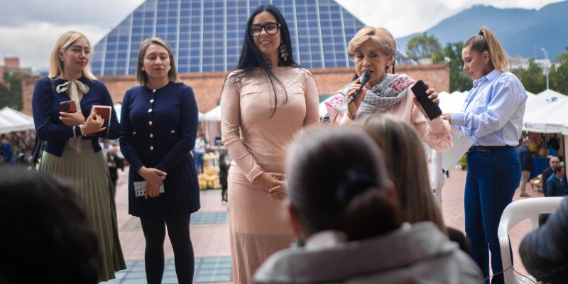 Cundinamarca entrega apoyos a mujeres emprendedoras a través de la estrategia ICPES