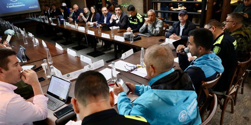 Gobernador Rey anuncia refuerzo de seguridad con 180 uniformados en la Región Metropolitana de Sabana