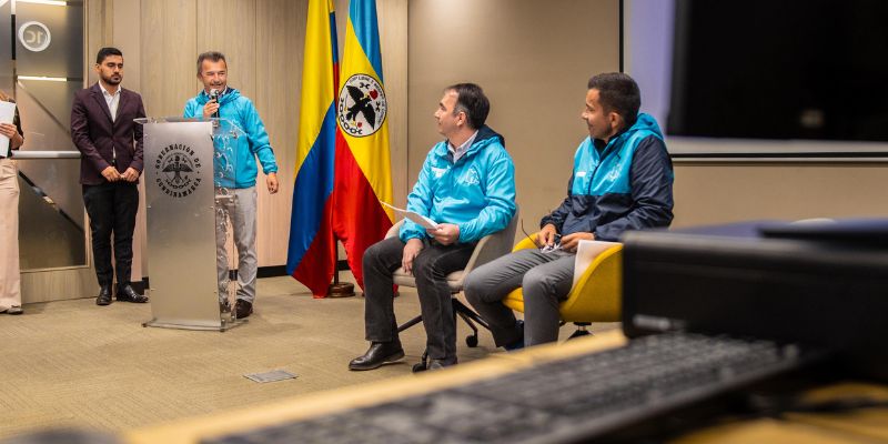 Tecnología para el campo: 35 municipios reciben computadores para modernizar la extensión rural