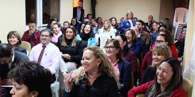 Se suman más embajadores de la felicidad a Cundinamarca 

























