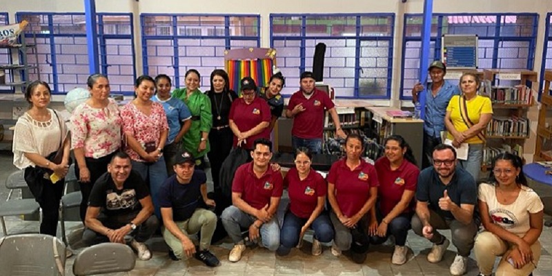 Secretaría de CTel entregó equipos a siete asociaciones productivas de Cundinamarca