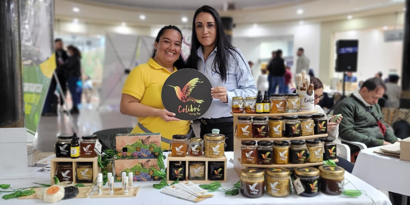 Emprendedores cundinamarqueses impulsan la producción sostenible en la sexta Vitrina Verde