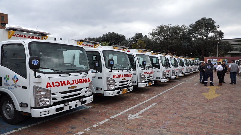 Sesenta ambulancias, obras de infraestructura de salud y dotación para Red Hospitalaria de Cundinamarca
