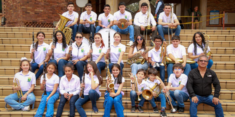 Cajicá y Fómeque obtienen los máximos reconocimientos en el Concurso Nacional de Bandas Musicales en Anapoima
 


