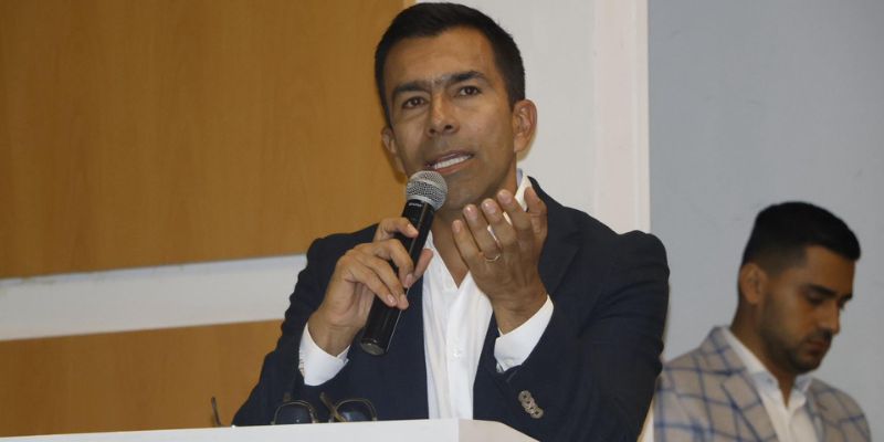 Gobernador Jorge Rey lanza línea directa para presentar inconformidades con servicios de energía y gas

