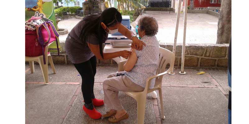 Cundinamarca superó metas de vacunación en jornada nacional































