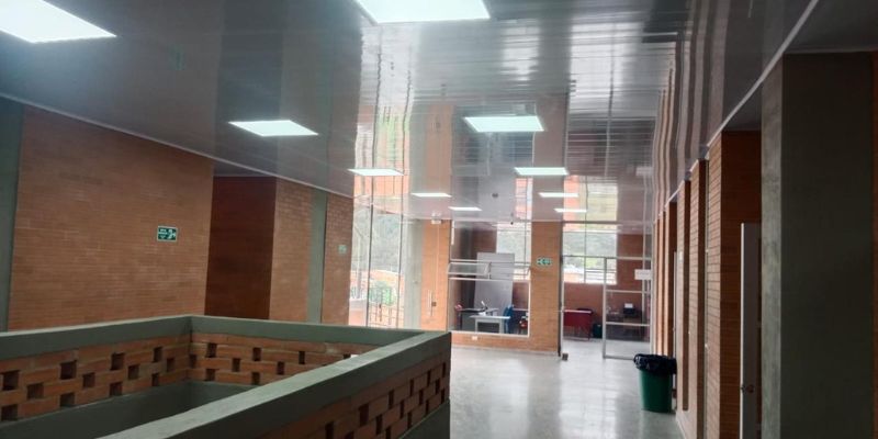 Gobernador Jorge Rey anuncia entrega de siete nuevos colegios y avance de obras educativas en Cundinamarca