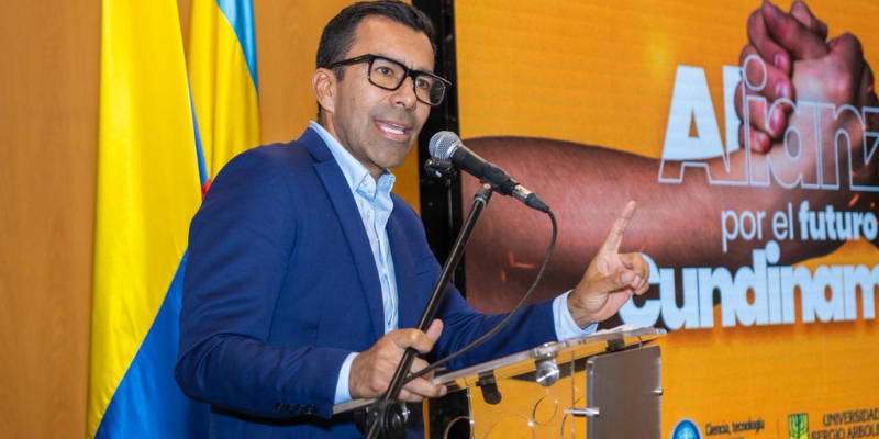 308 cundinamarqueses avanzan en sus estudios de maestría gracias a la estrategia “Alianza por el Futuro – Maestrías en el Cuatrienio”