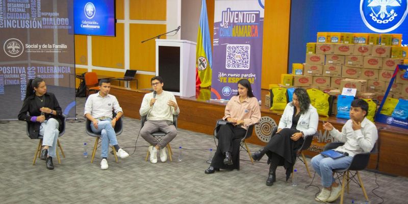 Jóvenes de 116 municipios pintarán 15 murales con mensajes sociales y ambientales en Cundinamarca


