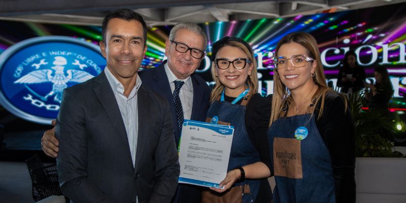  "Nos tomaremos más de 120.000 metros cuadrados para mostrarle al país la fuerza de nuestros municipios": gobernador Jorge Rey