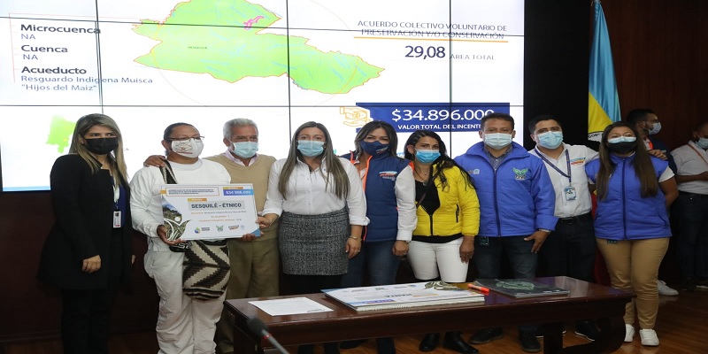 Pacto por la conservación de áreas que protegen el recurso hídrico en Cundinamarca

