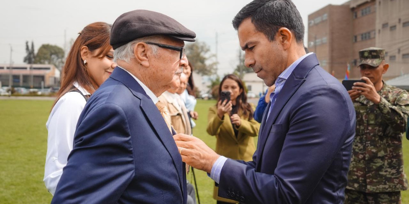 Cundinamarca rinde homenaje a sus veteranos y posesiona el nuevo Consejo Departamental 2025–2027