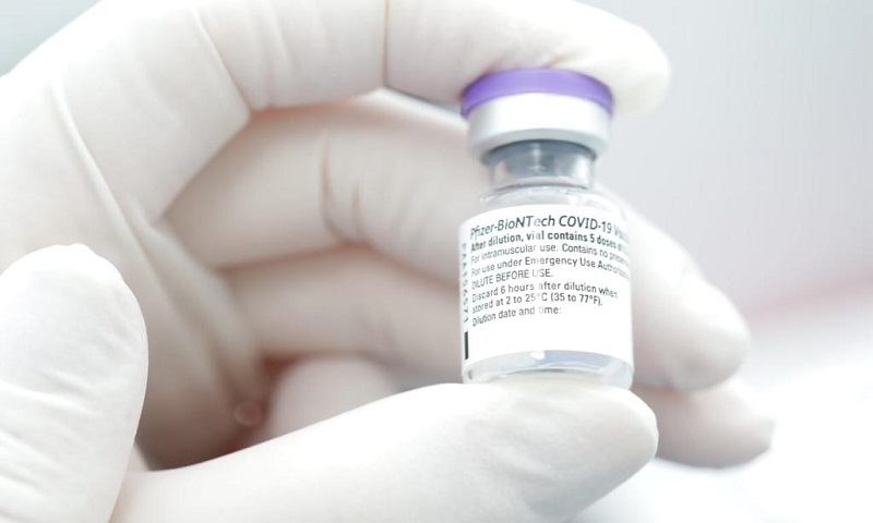 Profesionales de la salud independientes y trabajadores de IPS serán priorizados en la vacunación 