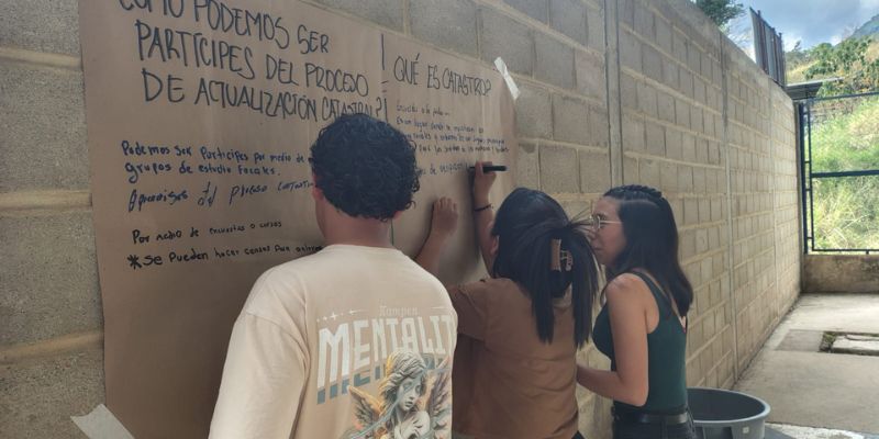 Pandi fortalece su participación ciudadana en la actualización catastral