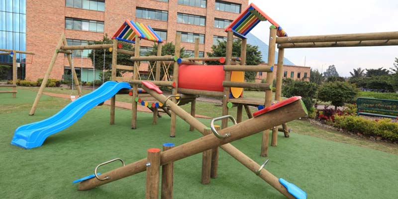 Parque infantil en la sede central de la Gobernación brinda tranquilidad a sus usuarios
