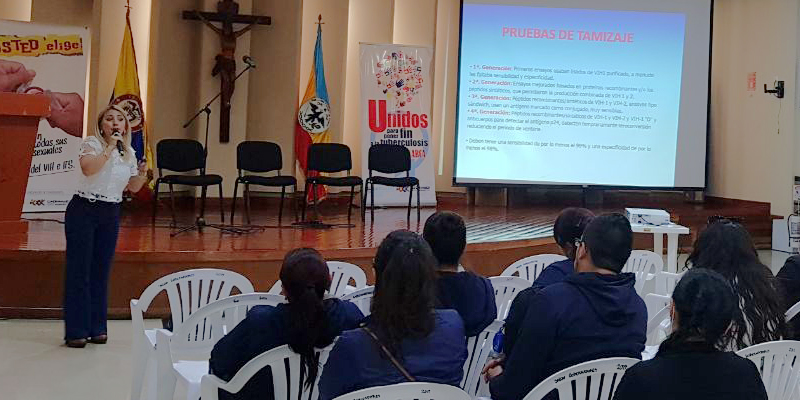 Cundinamarca se prepara para manejo de respuesta inmediata ante VIH y tuberculosis

























































































