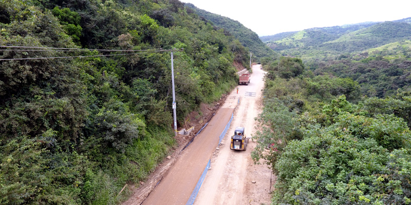 Rehabilitación de la vía Boquerón–Pandi va por buen camino