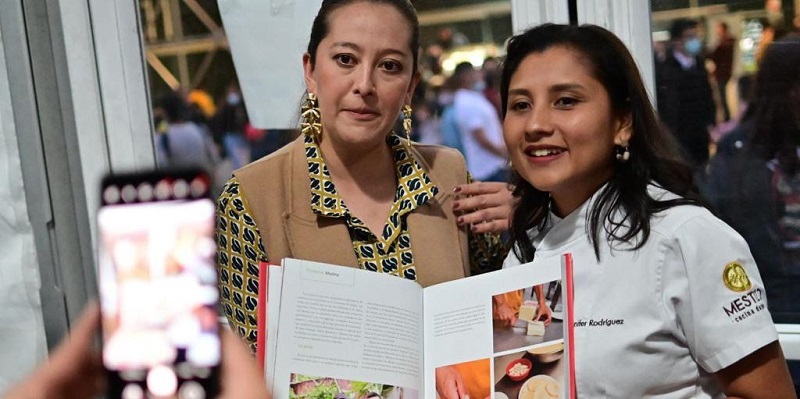 Premiados en Feria Internacional del Libro de Bogotá 2022 los 6 cundinamarqueses ganadores del concurso de microcuentos




