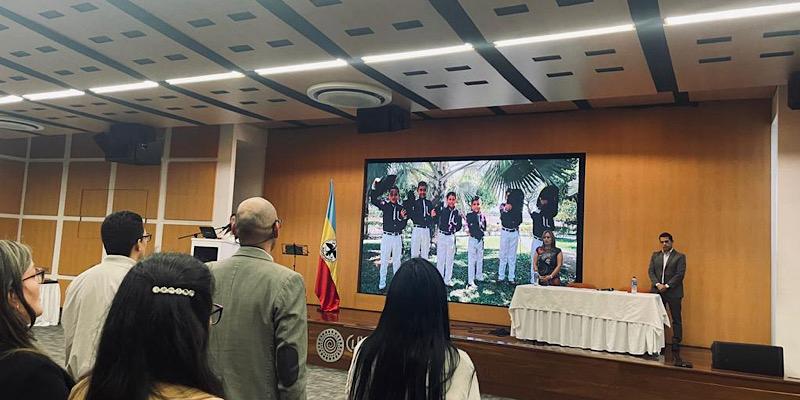 Gobernación de Cundinamarca benefició a 55 servidores públicos de la entidad con programas de especialización
