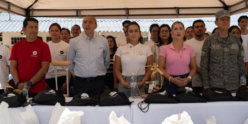 Cundinamarca entrega pupitres y kits escolares en Villeta para fortalecer la equidad educativa