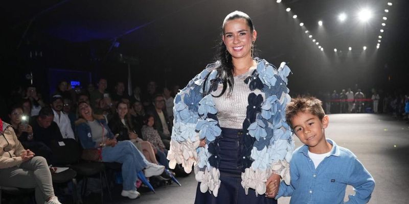 Gobernador Jorge Rey destaca el talento y la economía creativa de las mujeres cundinamarquesas en la pasarela Moda con Propósito y Transformación Social