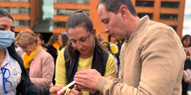 Cundinamarca encendió más de mil velas por la prevención del suicidio

