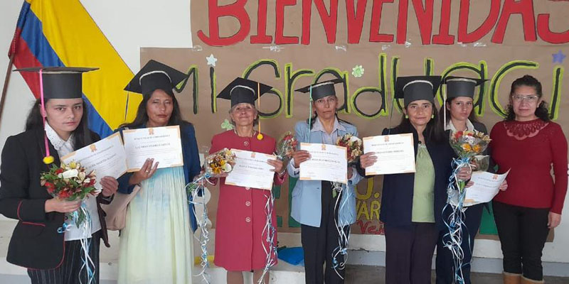 Alumnas del Centro Femenino Especial La Colonia fueron capacitadas en alfabetización digital
















