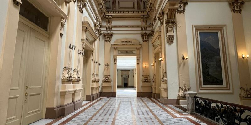 El Palacio de San Francisco abre excepcionalmente sus puertas para visitas guiadas en Bogotá
 
