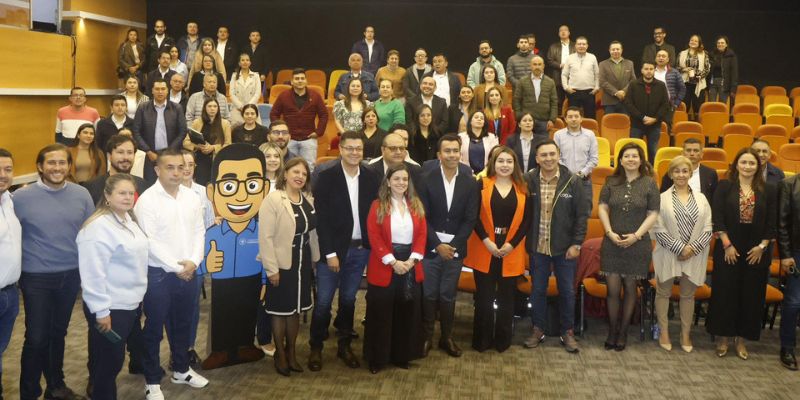 Gobernador Jorge Rey lanza línea directa para presentar inconformidades con servicios de energía y gas

