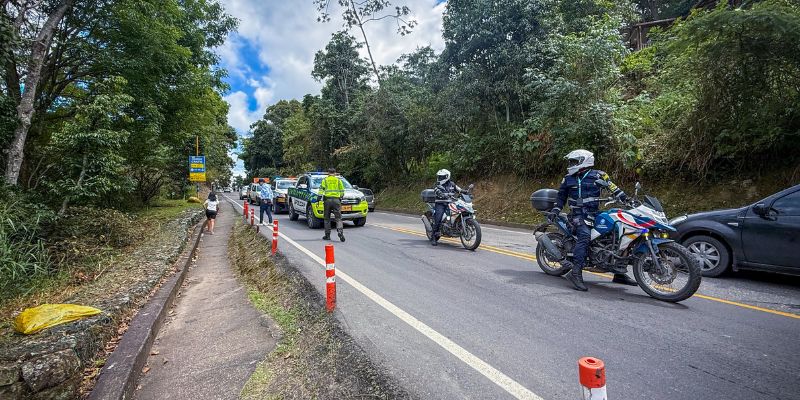 Gobernador Jorge Rey resalta movilidad segura para más de 2 millones de carros y reducción de muertes en las vías de Cundinamarca durante el puente festivo