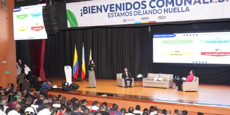 Cundinamarca firma 300 nuevos convenios con JAC para construir placa huellas rurales con inversión de $18.300 millones